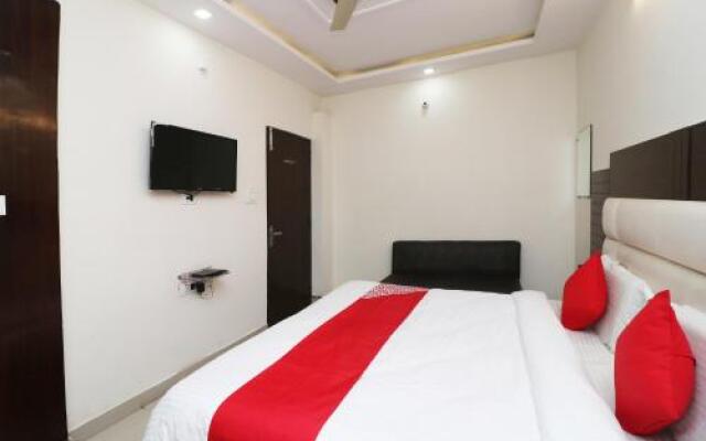 Oyo 29028 Hotel Rajpushp