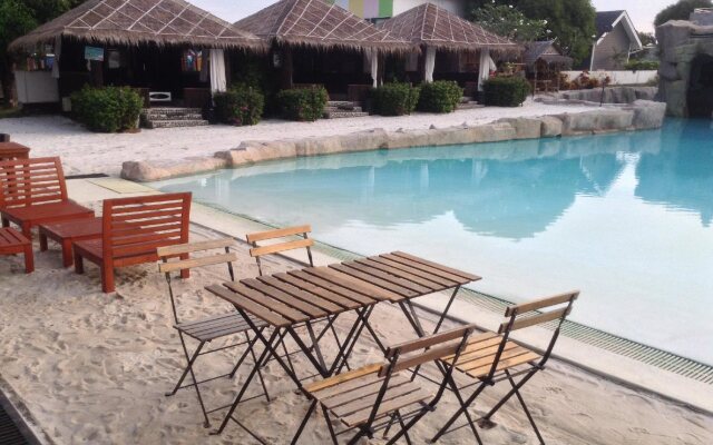 The Calm Resort Hua Hin