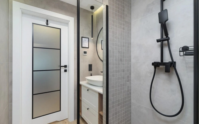 Salamandra Apartment by Renters Prestige