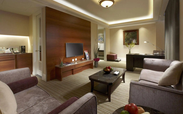 Evergreen Resort Hotel (Jiaosi)