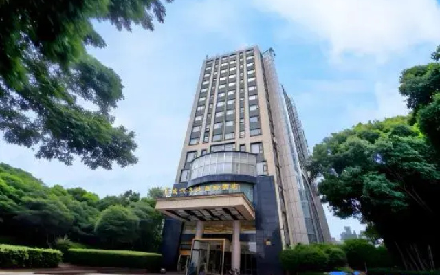 Jiulong International Hotel (Wuhan Yellow Crane TowerRailway Station)