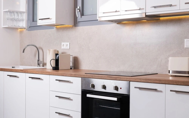 Hosting Moments Semi Basement Apartment