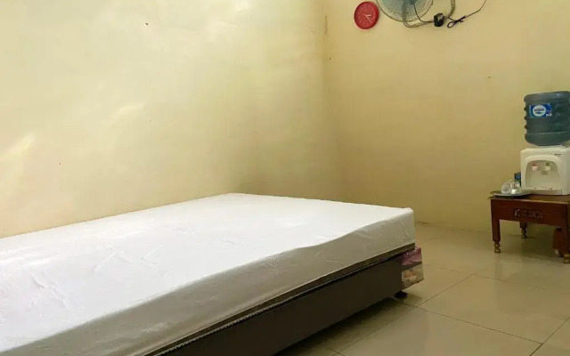 SPOT ON 90435 Rohana Homestay Syariah
