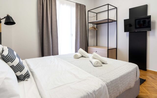Lavender Design apartment by Acropolis