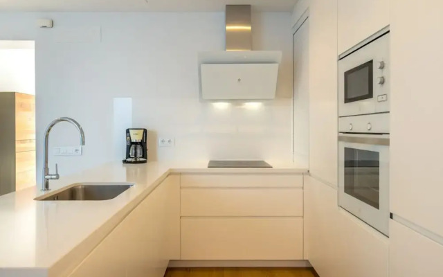 Stylish Terraced House Near the sea