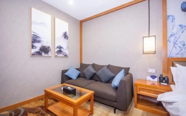 Mingdelou Hotel – Guest Rooms – Yichang