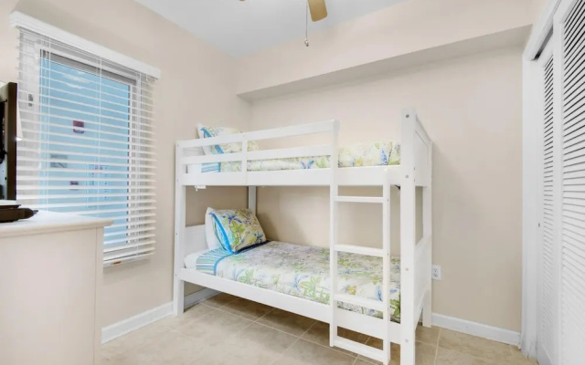 Sterling Shores 402