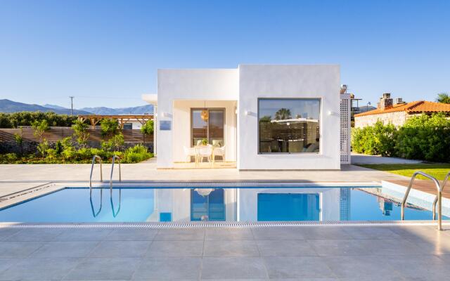 Sardines Luxury Villa 1