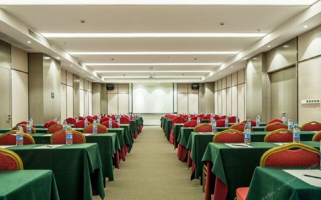 Atour Hotel (Hangzhou Binjiang Binwen Road)