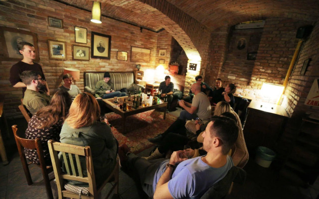 Sir Toby's Hostel