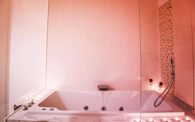 NorthPoint Pattaya Luxury Apartments by GrandisVillas