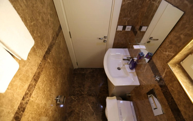 Truemar Hotels & Suites