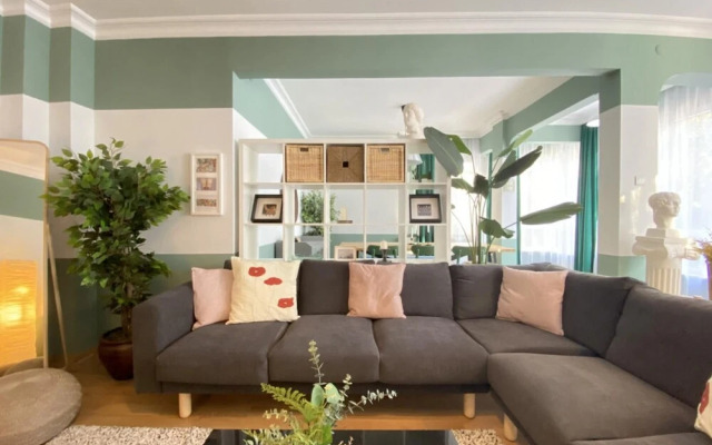 Missafir Superb Flat Near Bagdat Street in Kadikoy