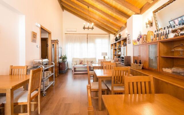 Hotel Rural Foncubierta