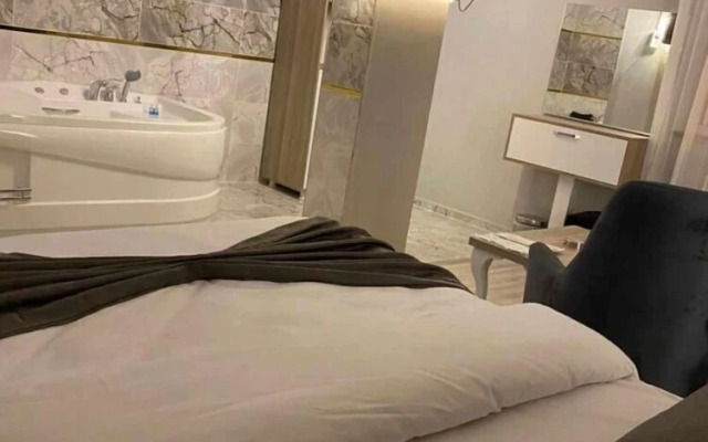 Elit Royal Hotel