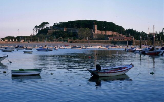 Parador De Baiona