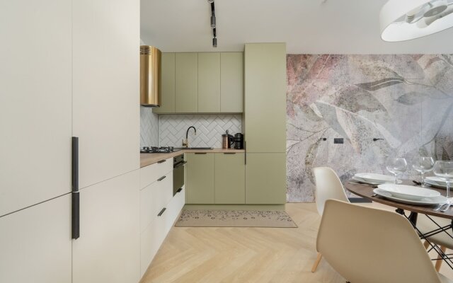 Zielińskiego Apartment by Renters