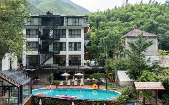 Yishu·Stream life Holiday Homestay