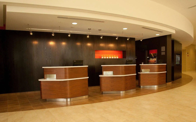 Courtyard by Marriott Lincoln Downtown