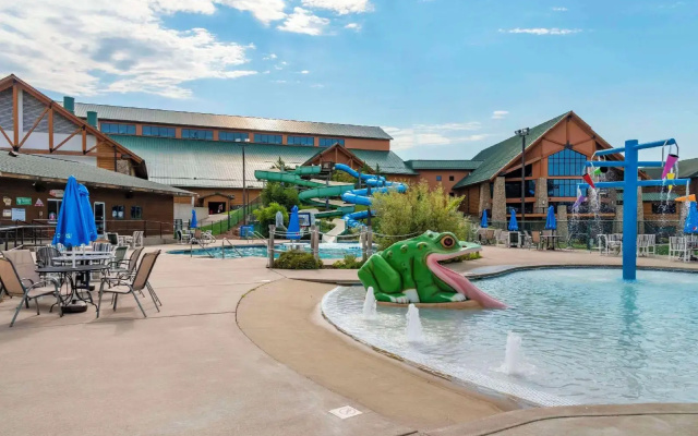 Three Bears Waterpark Resort Near Tomah, Ascend Collection Hotel