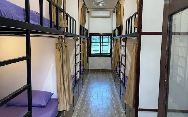 Cozy Beach Hostel