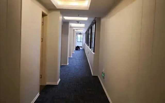 Fujing Business Hotel (Qingyuan People's Hospital)