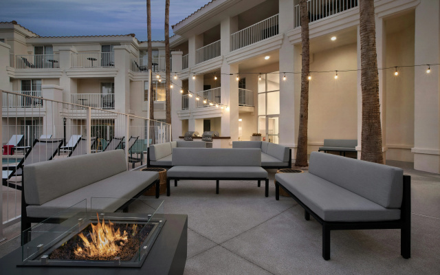 Home2 Suites by Hilton Scottsdale Old Town