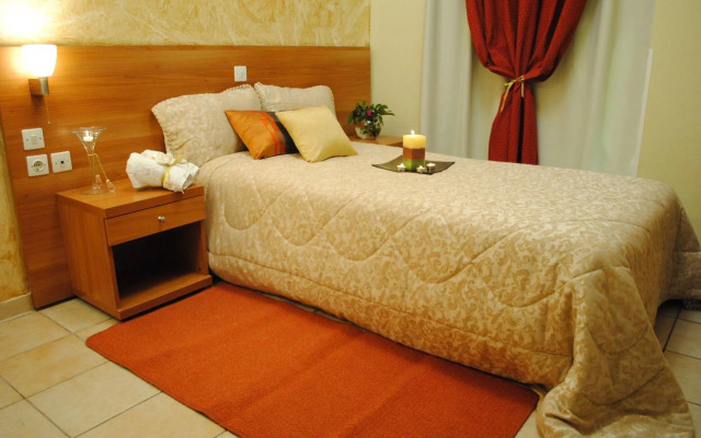 Glaros Hotel