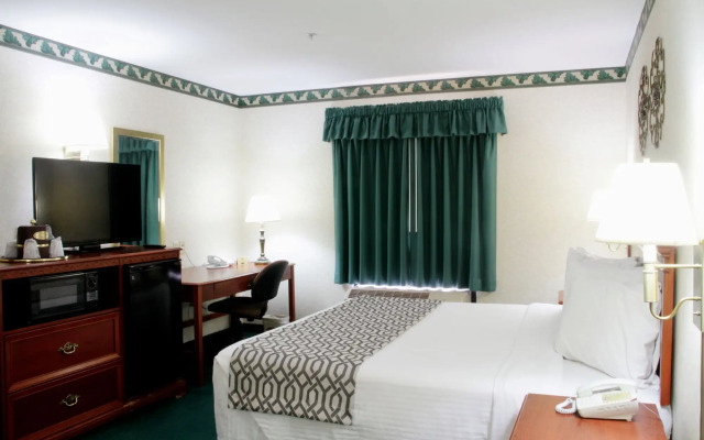 Grand Vista Hotel and Suites