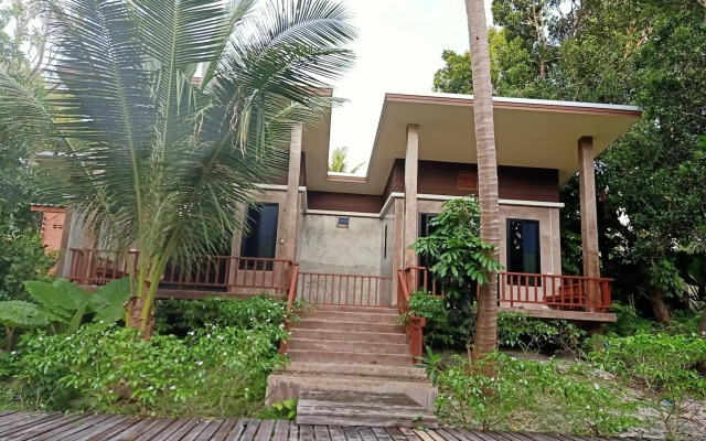 Lanta Pearl Beach Resort