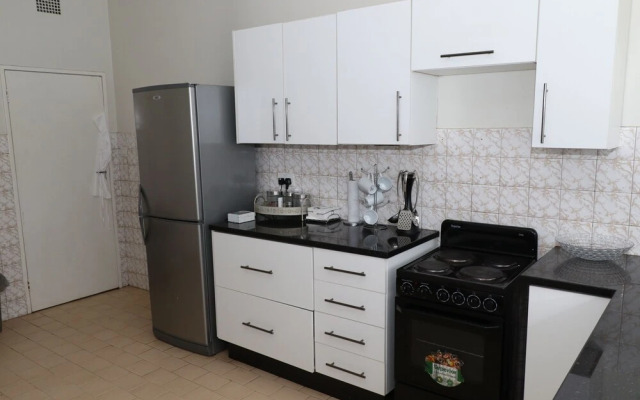 Eastlea 3-Bedroom Apartment
