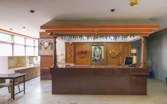 OYO Flagship 42700 White Sand Guest House