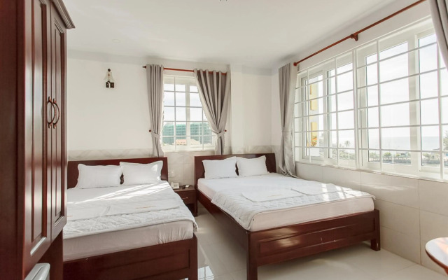 Phu Hong Hotel