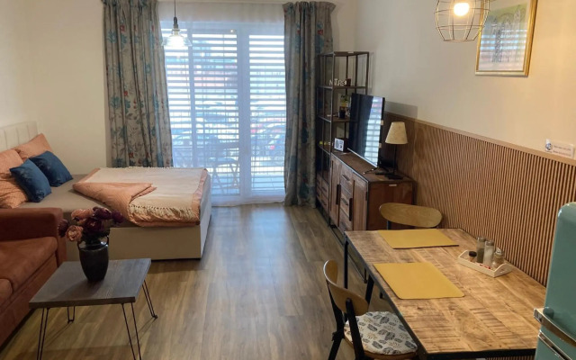 Štýlový apartmán v centre Nitry, parkovanie v cene