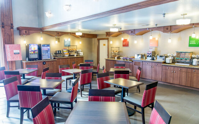 Comfort Inn & Suites Springfield I-44