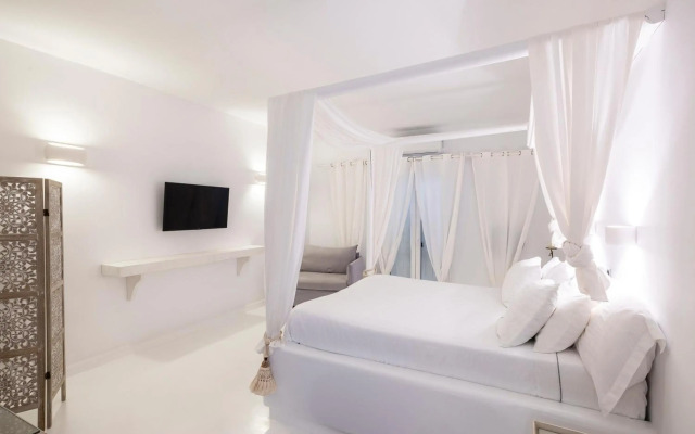 Paros Palace