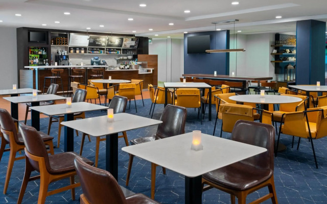 Courtyard By Marriott Danbury