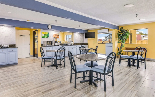 Quality Inn & Suites Dublin