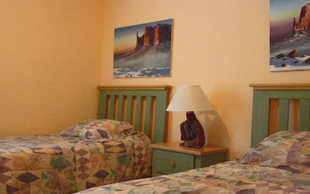 5 Bed 8002