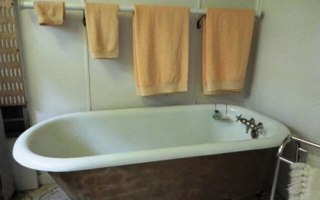 Riverbank B&B