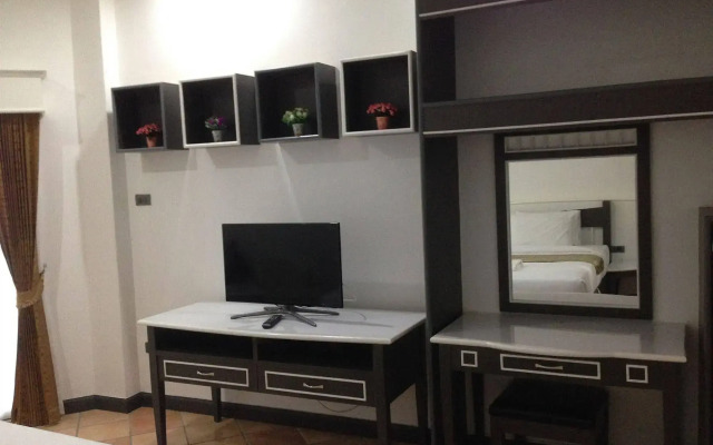YJ Hotel