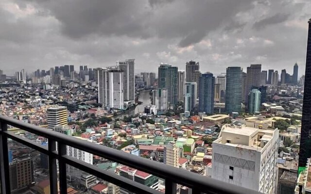 Seven Doors in Gramercy Makati