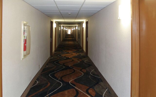 Rodeway Inn & Suites Stroudsburg - Poconos