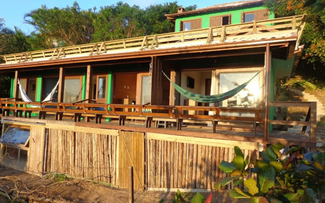 Casa com piscina e incrível vista