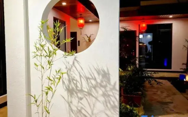 Taohuatan Bajing Jingshe Homestay