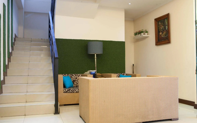 RedDoorz Plus @ Erlich Pasir Kaliki