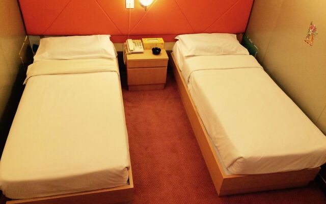 J Hotel