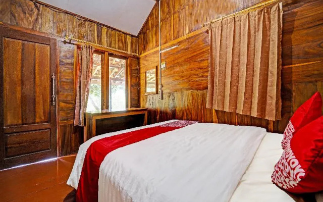 Oyo 91201 Larasati Homestay Pantai Klayar