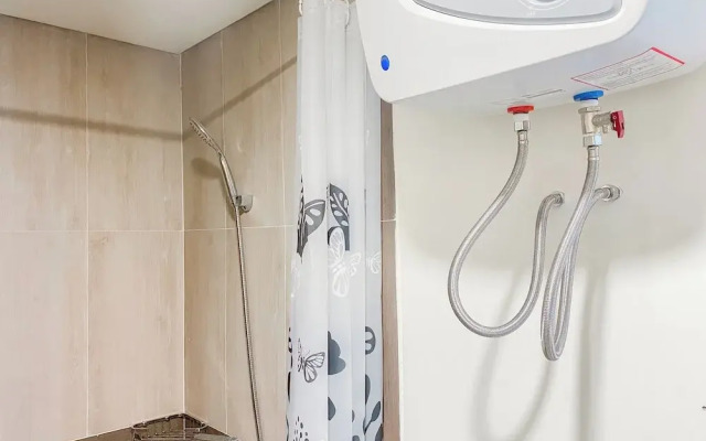 Warm And Homey 2Br At Meikarta Apartment