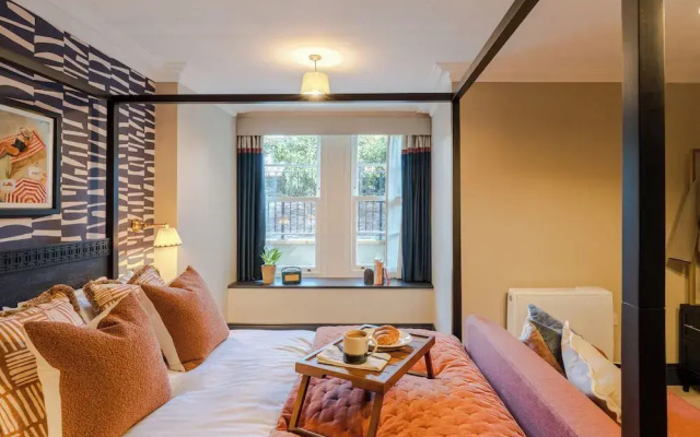 Your Apartment - Pembroke House
